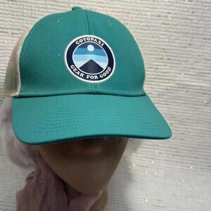 Cotopaxi Unisex Adjustable Baseball Trucker Cap NWOT Green and White
